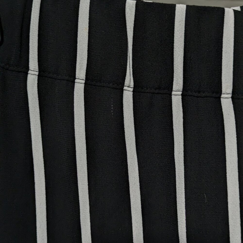 I.N.C International Concepts Black White Striped Wide Leg Pants - Picture 3 of 7